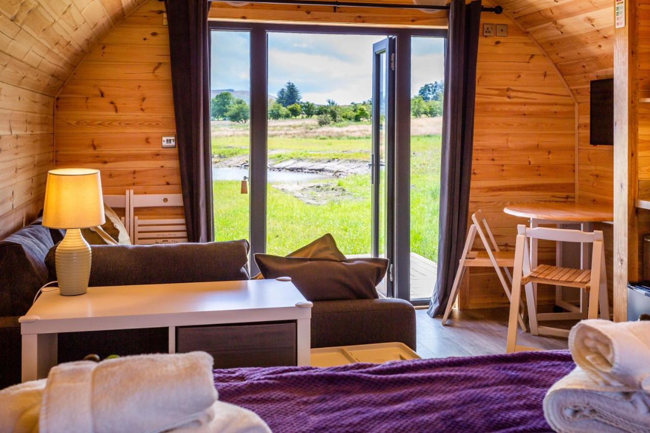 Отель Kings Caves Glamping Torbeg Экстерьер фото